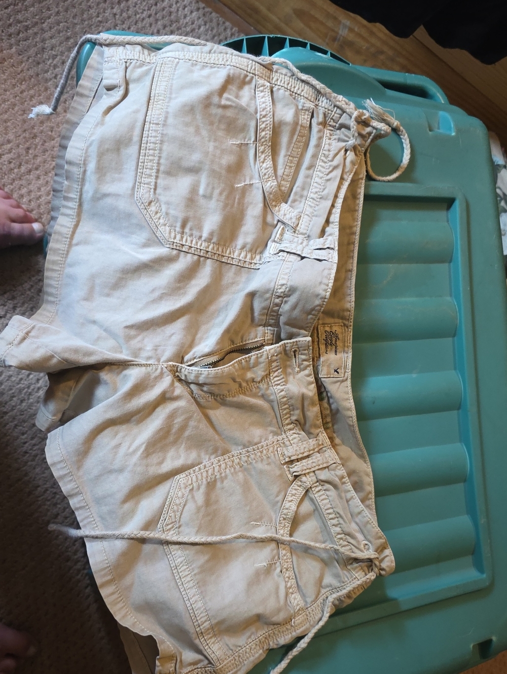 American Eagle Outfitters Cream Drawstring Cargo Shorts